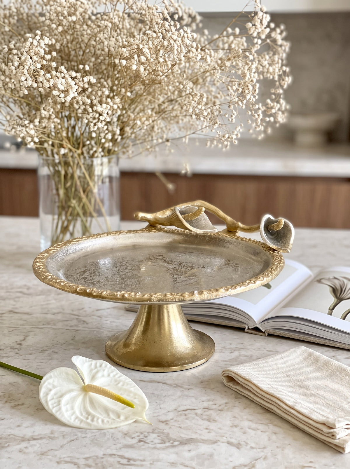 Calla Lily Decorative Pedestal Tray