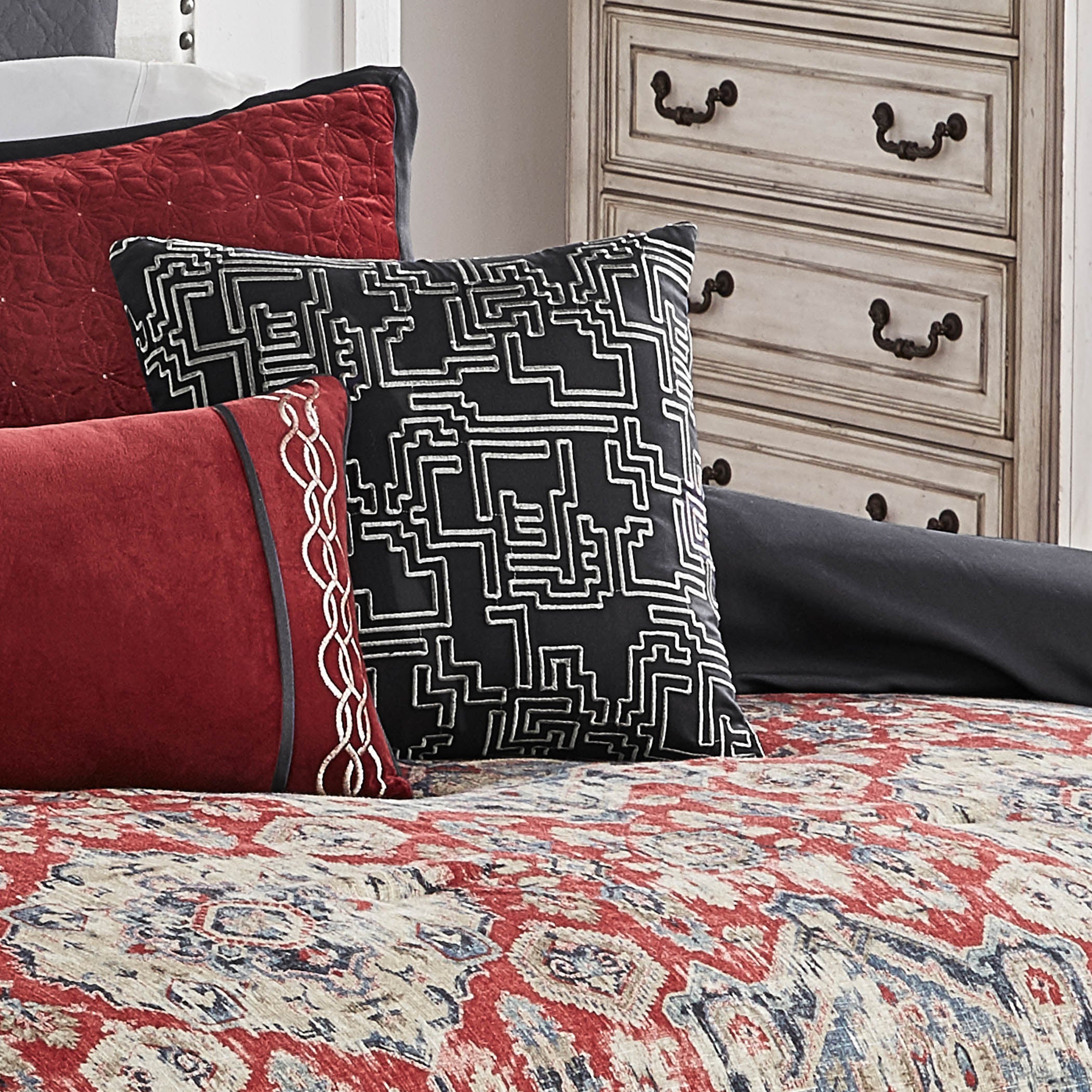 Sadler 9 Pc Queen Comforter Set