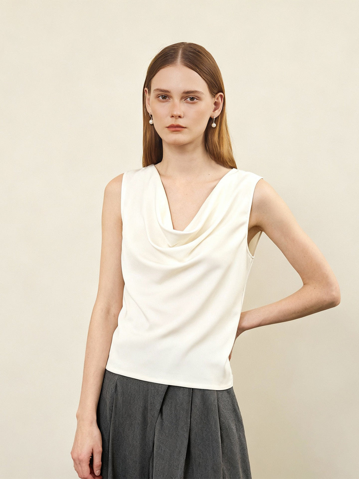 Womens Silk Boat-Neck Sleeveless Tank Top Mulberry-Silk Knitted Base Layer
