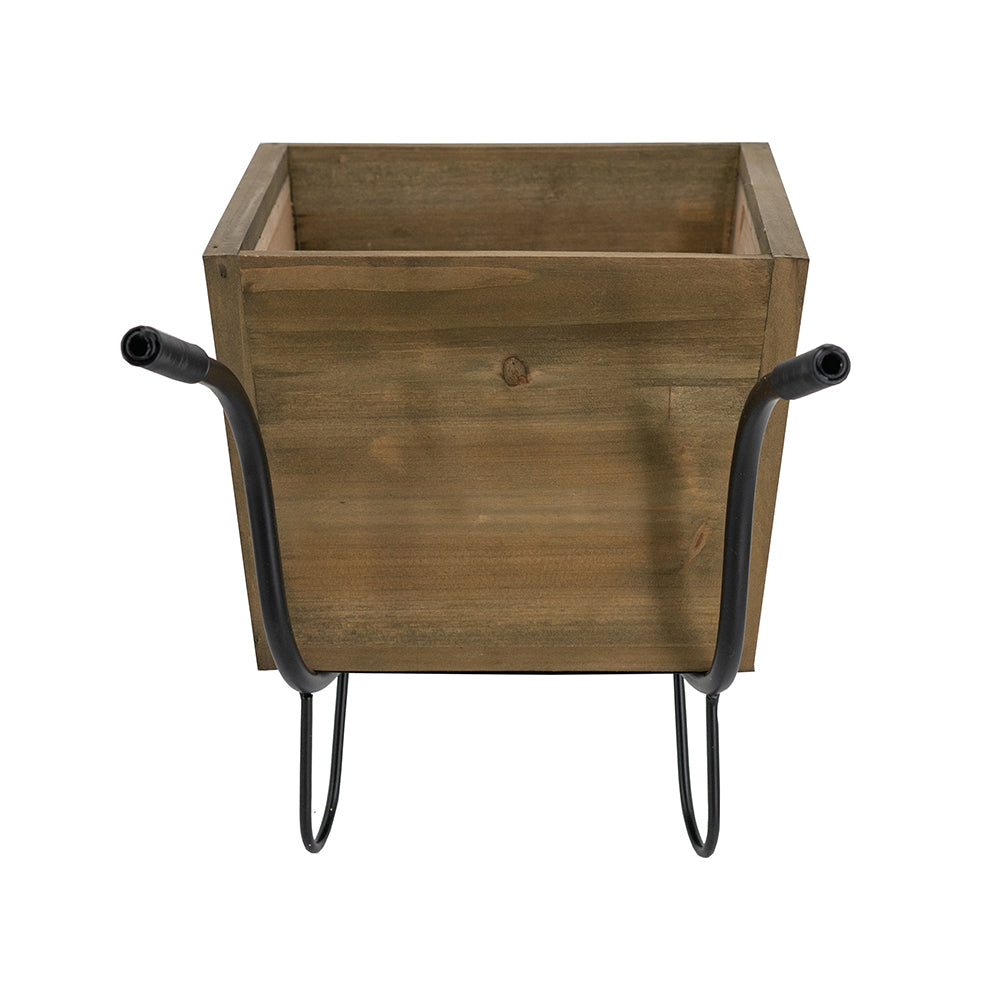 Farmhouse Wheelbarrow Planter