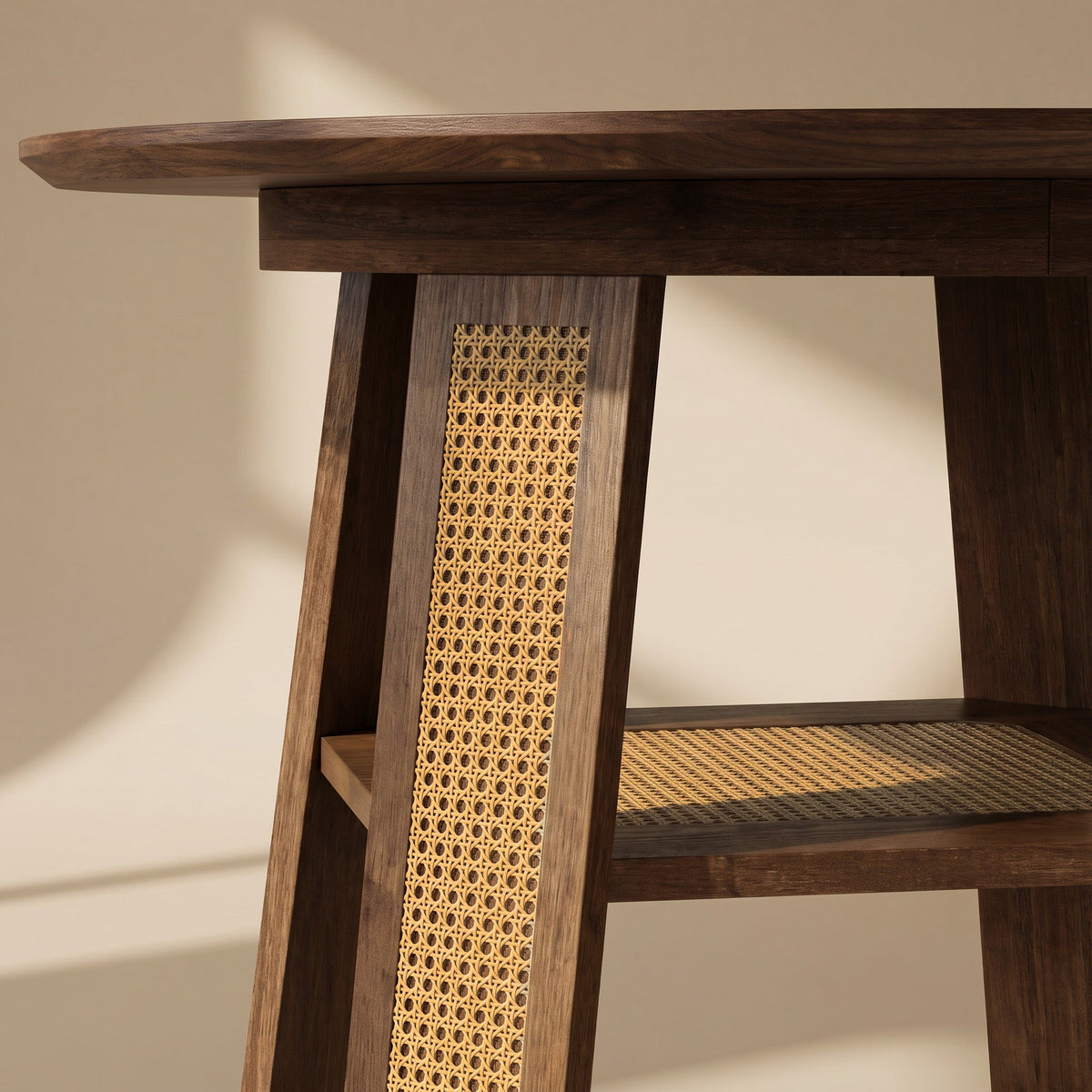 Extendable Round Dining Table for 4-6