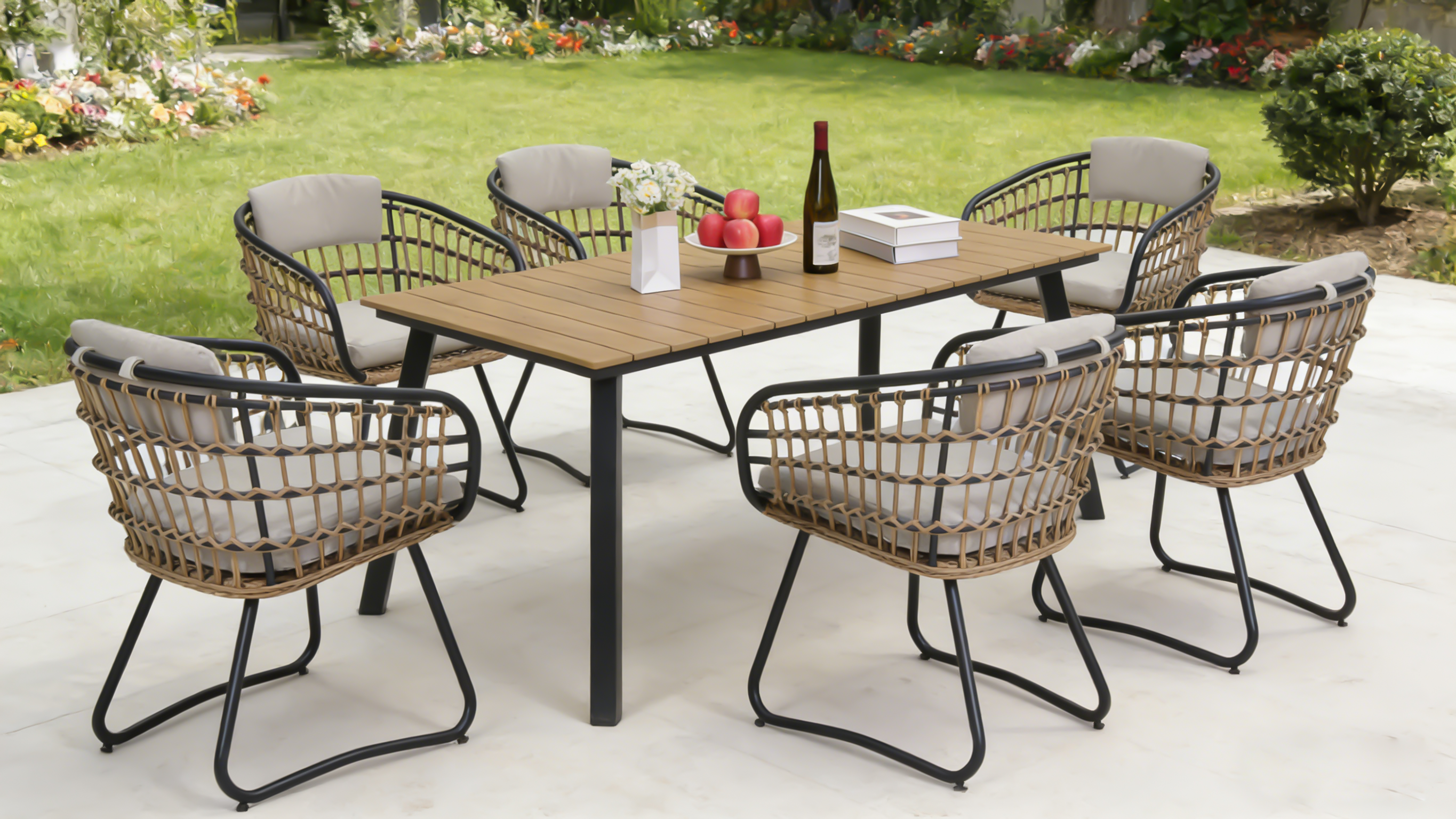 Outdoor Folding Dining Table for 4-6