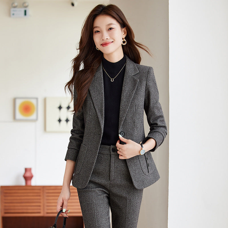 Elegant Casual Womens Blazer