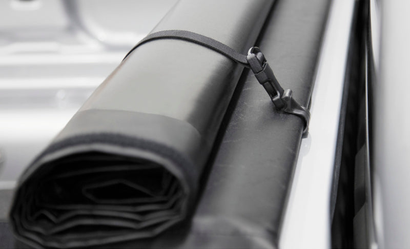 Access Lorado 08-11 Dodge Dakota 6ft 6in Bed (w/ Utility Rail) Roll-Up Cover 44219