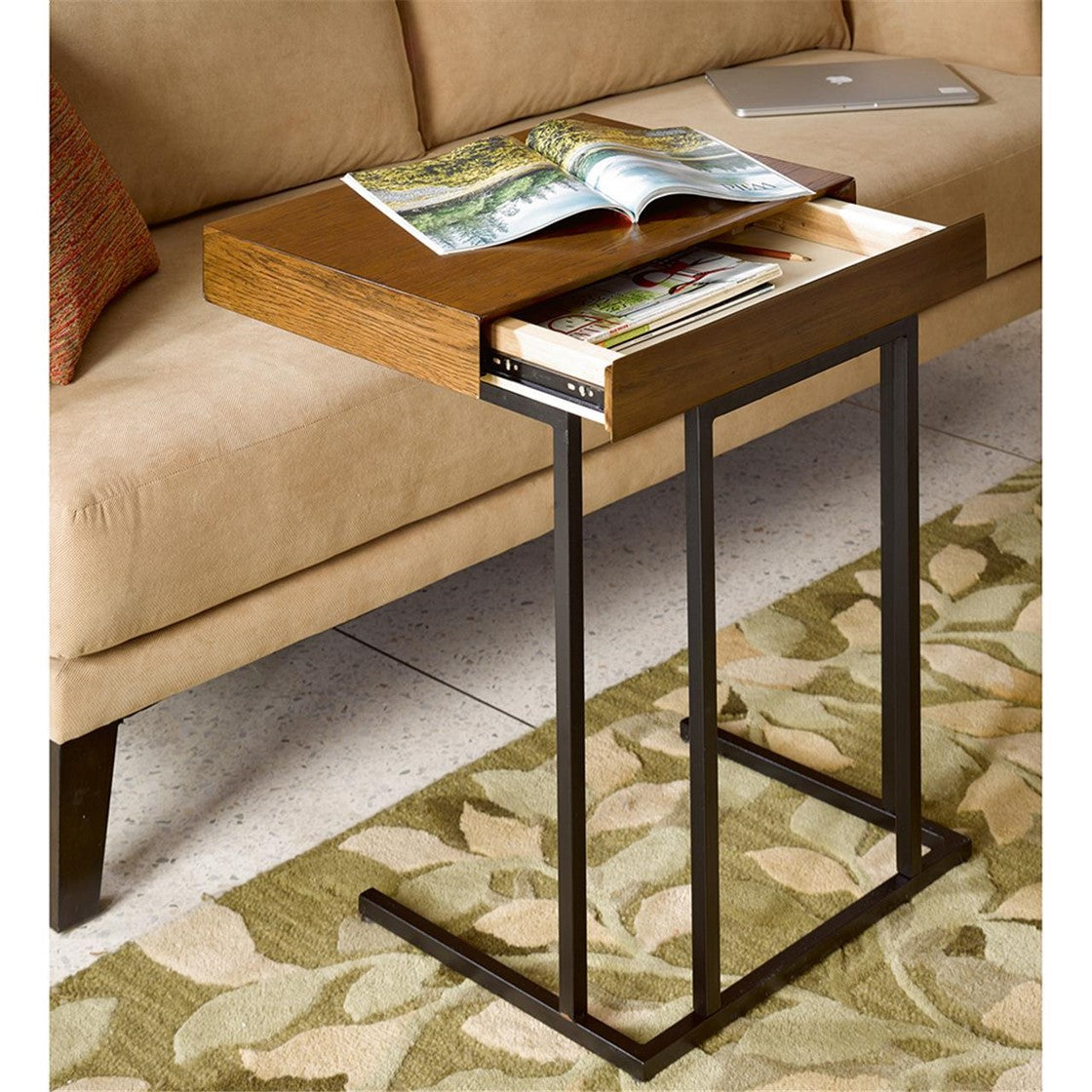 Pull Up Table
