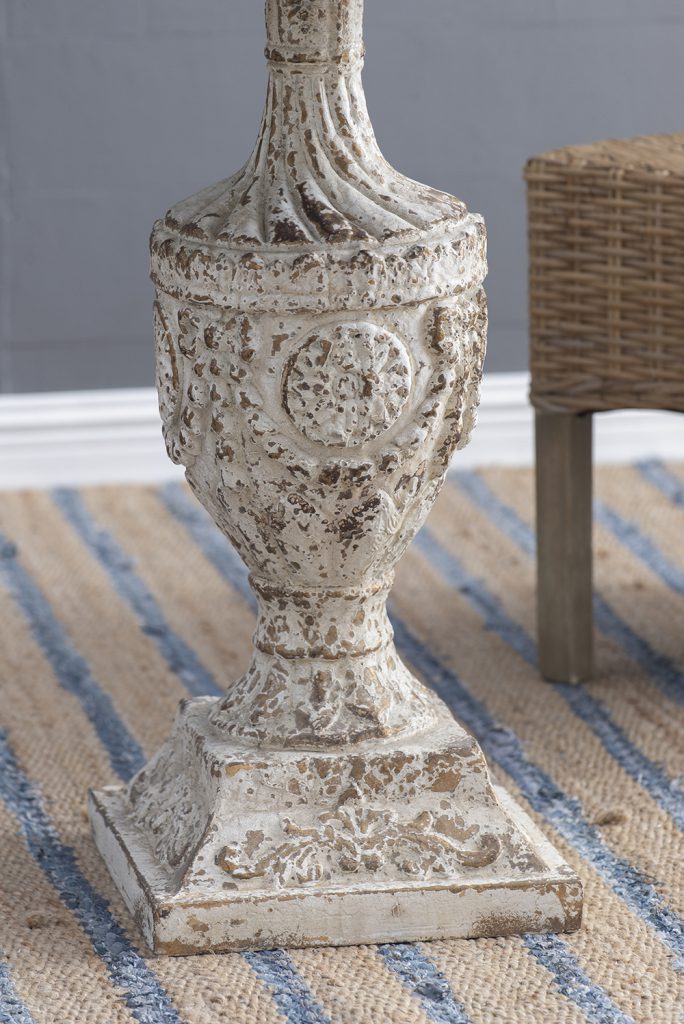 30x31" Antique Round Wood Table