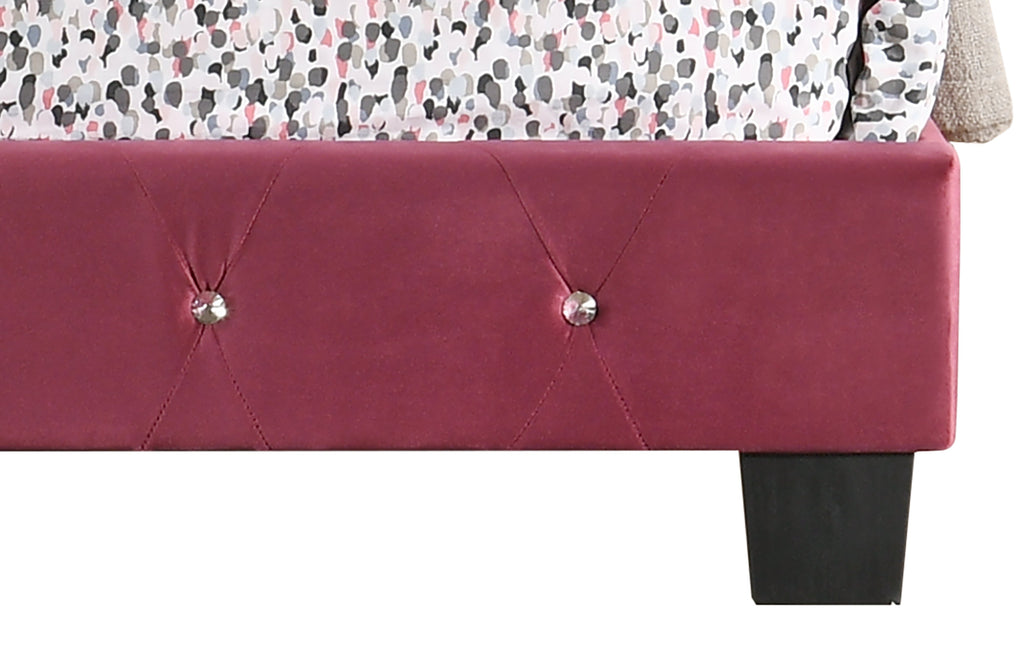 Charming Cherry Full Bed For Modern Spaces