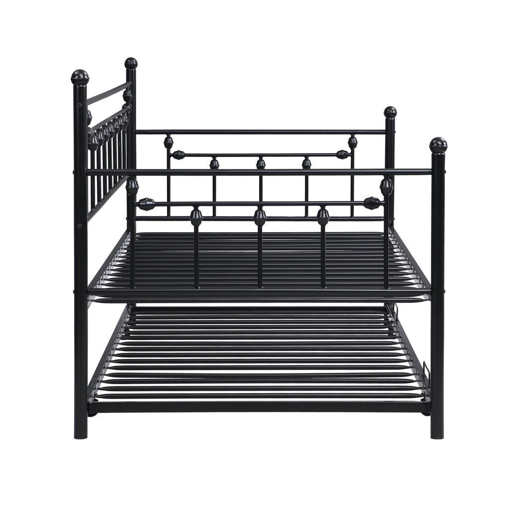 Daybed with Trundle