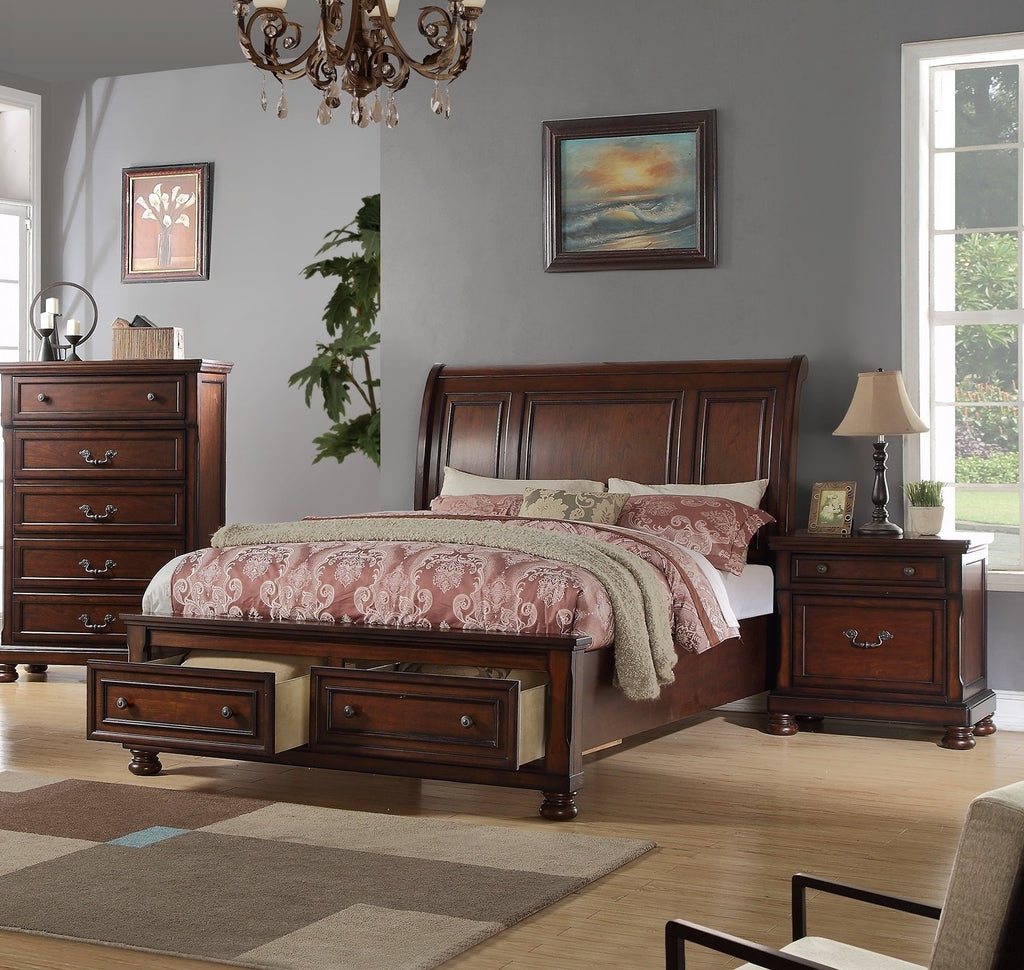 Traditional 3pc Bedroom Set California King Size Bed with Nightstands
