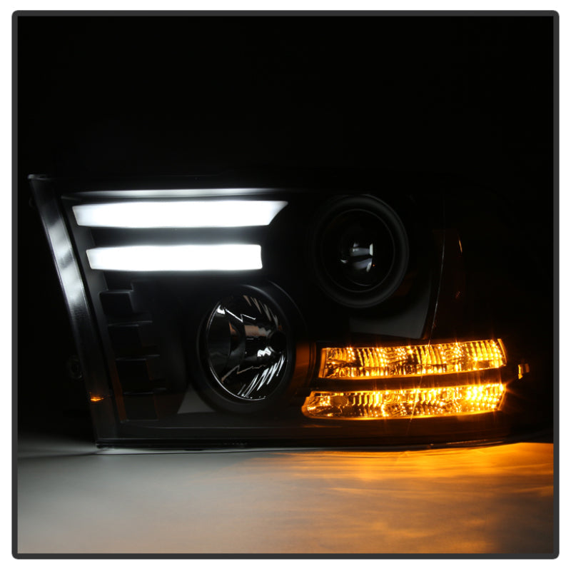 Spyder Dodge Ram 09-12 Projector Headlights Light Bar DRL Black PRO-YD-DR09-LBDRL-BK 5081001