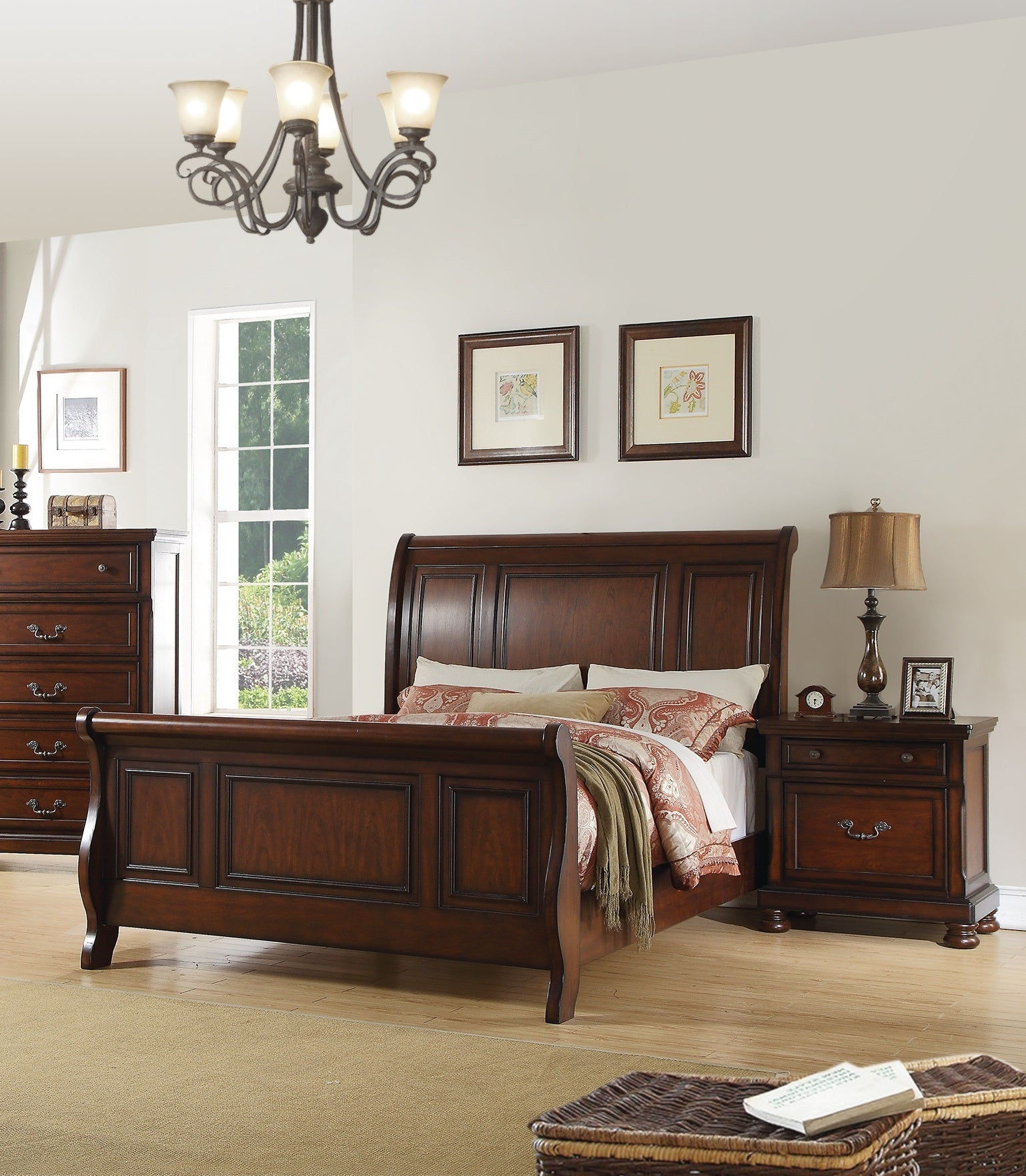 Traditional 3pc Set California King Size Bed & Nightstands