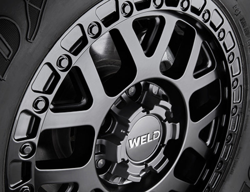 Ford Racing 21-25 Bronco (Excl Bronco Raptor) 17x8.5in Weld Cinch W104 Black Wheel M-1007-W1785BL