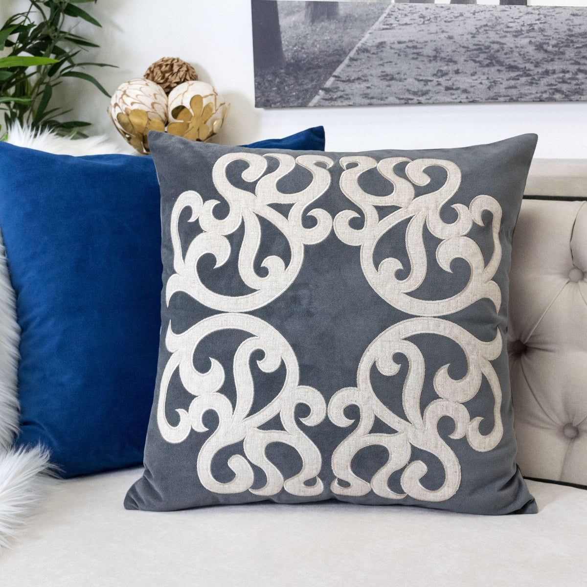 Dora Vintage Vine Pillowcase