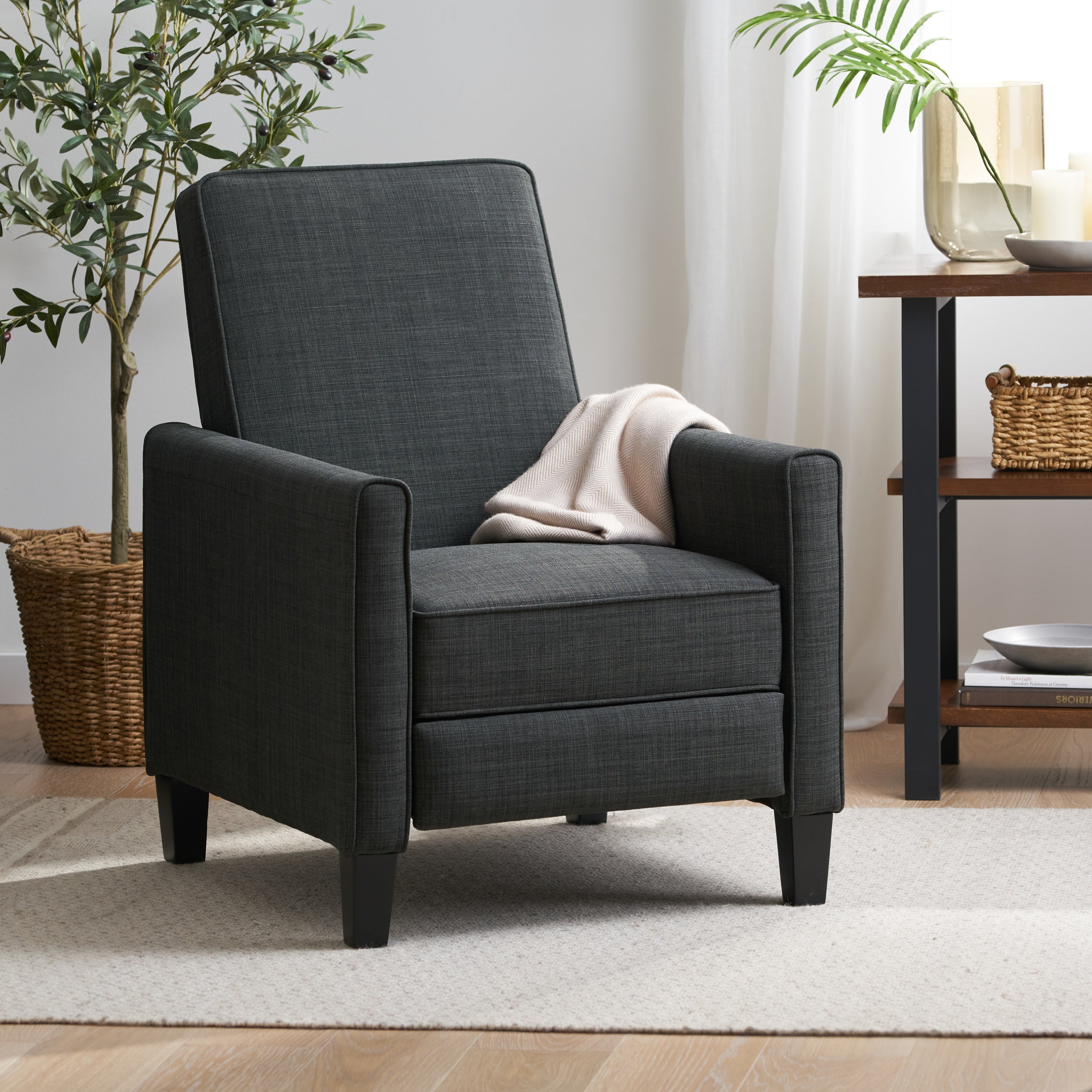 27.5" Push Back Recliner Chair
