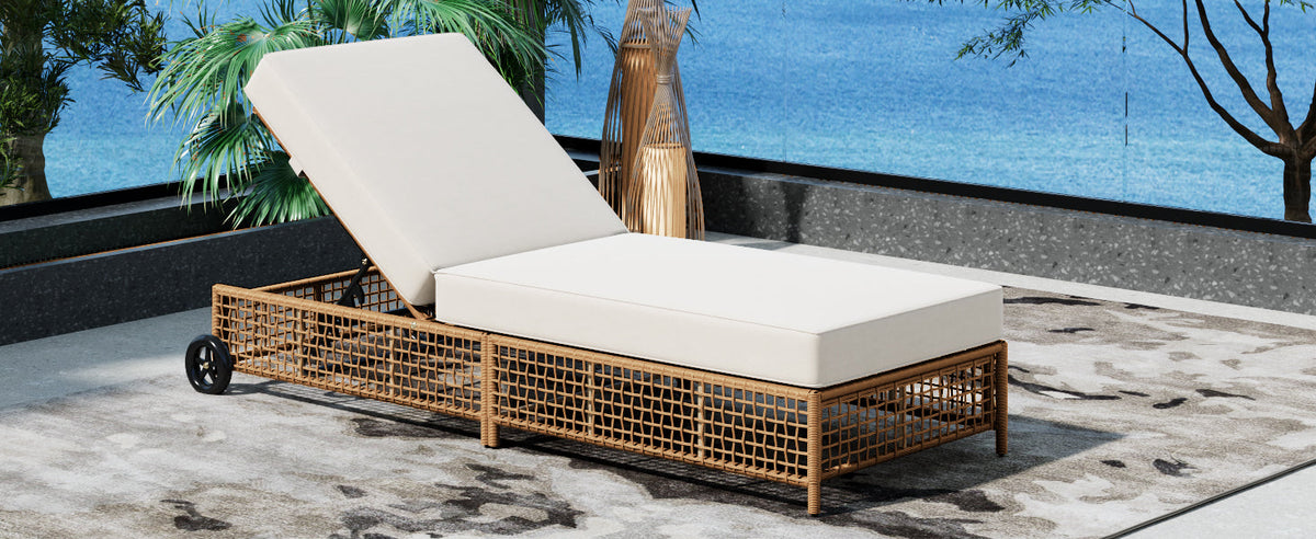 TREXM Outdoor Lounge Chair with Cushion and Wheels
