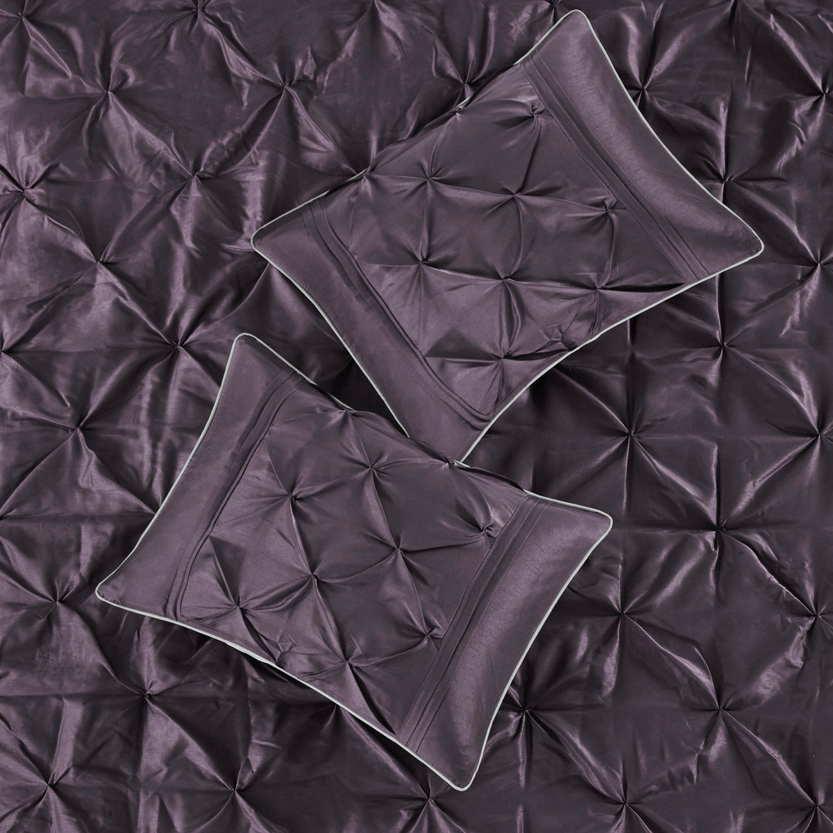 7 Piece Tufted Comforter Set in Plum for Full Beds