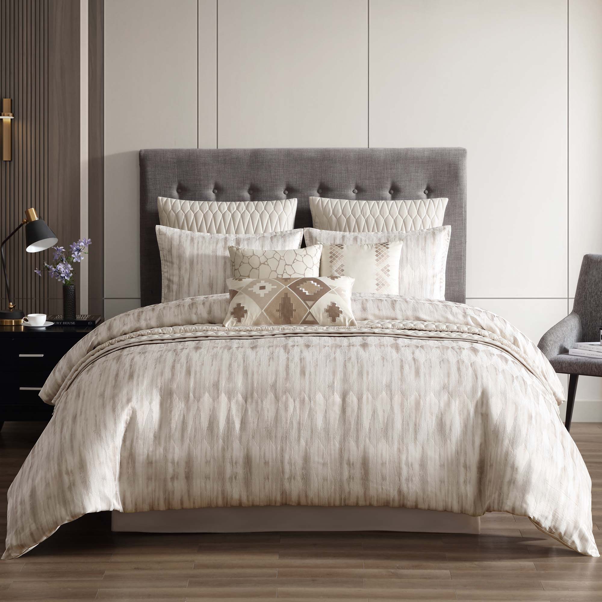 Milan 10 PC W Coverlet King Comforter Set