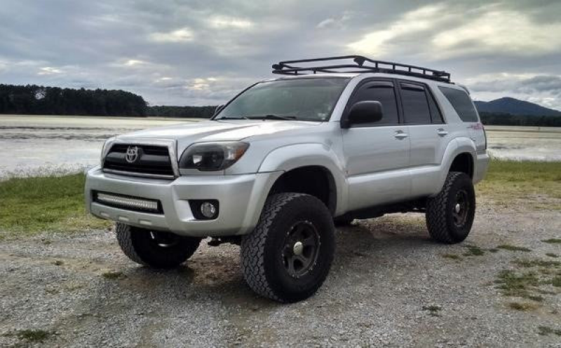 Cali Raised LED Cali Raised 03-09 Toyota 4Runner 32In Lower Bumper Flush Led Light Bar Kit - Spot Beam /No Switch CR2506