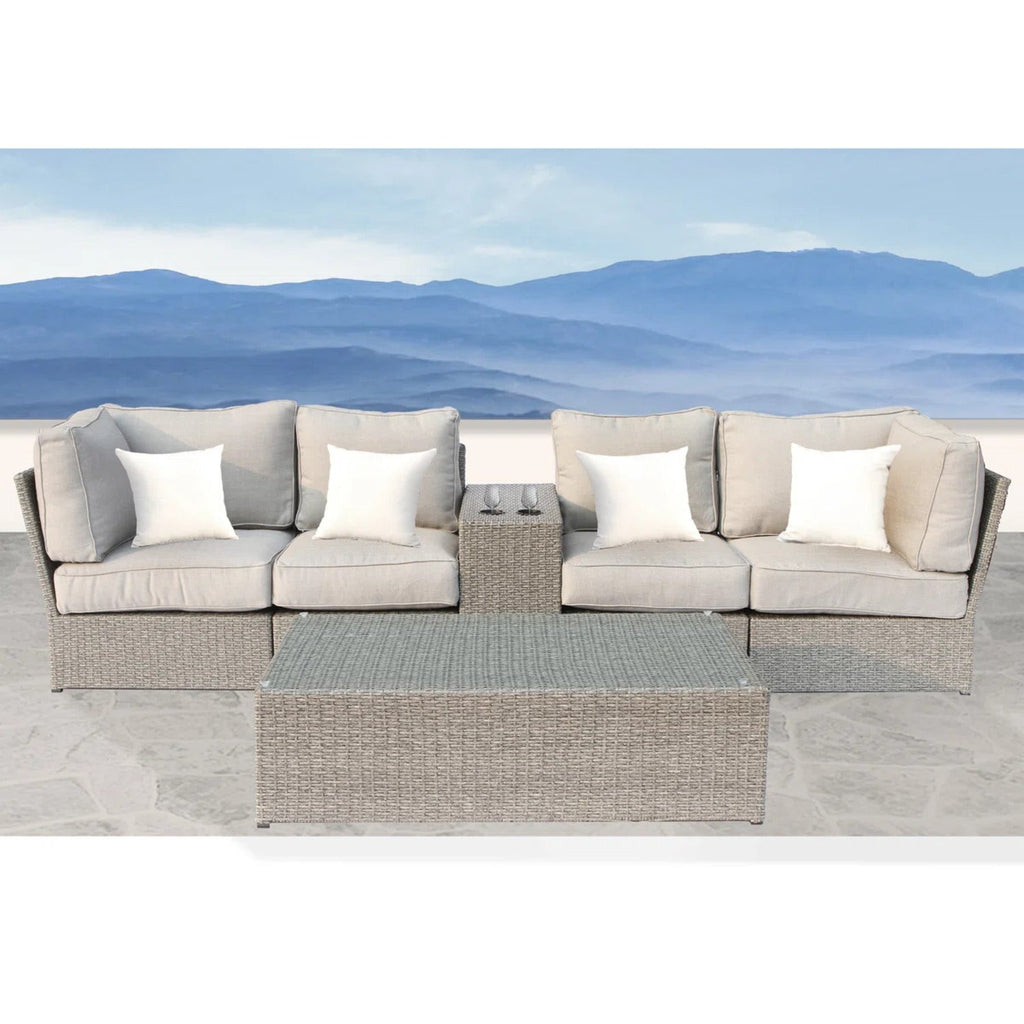 4-Seat Outdoor Wicker Conversation Set with Cushions