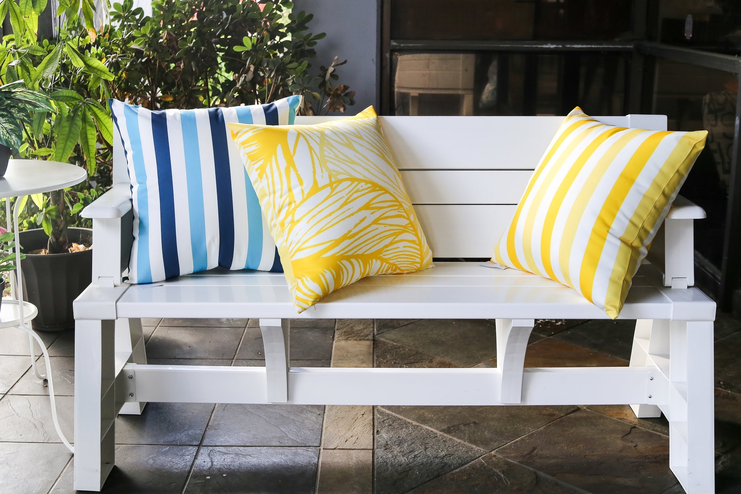 Leaf Vein - Outdoor & Indoor Pillowcase