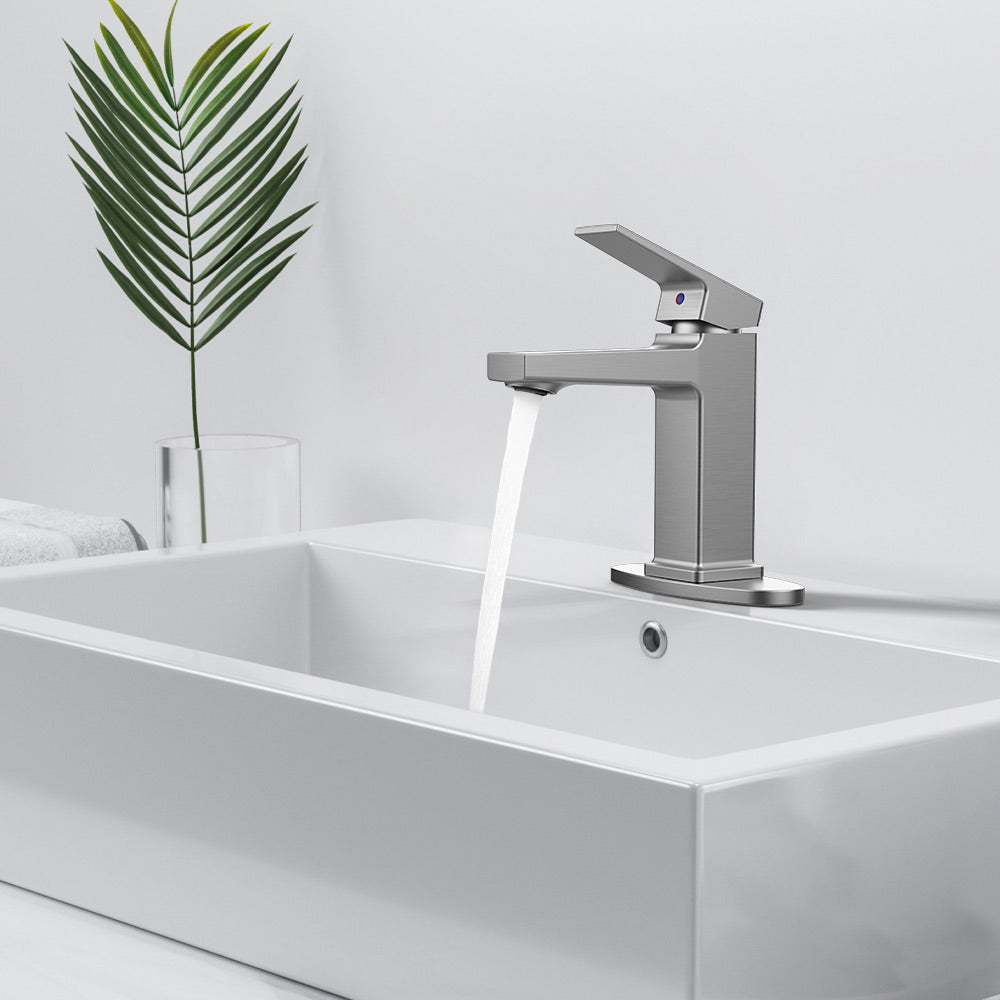 Brushed Nickel Single Handle Bathroom Faucet
