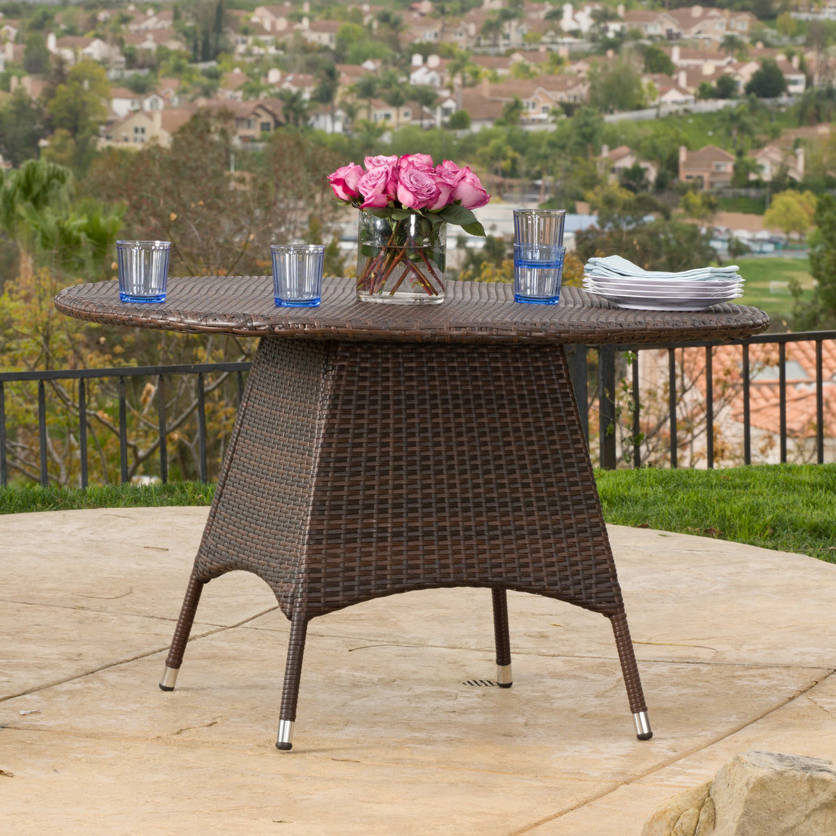 Corsica RD Dining Table