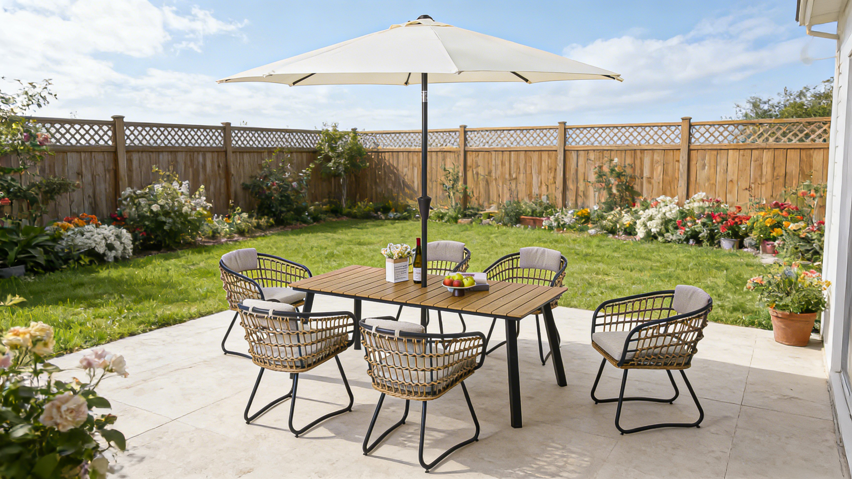 Outdoor Folding Dining Table for 4-6