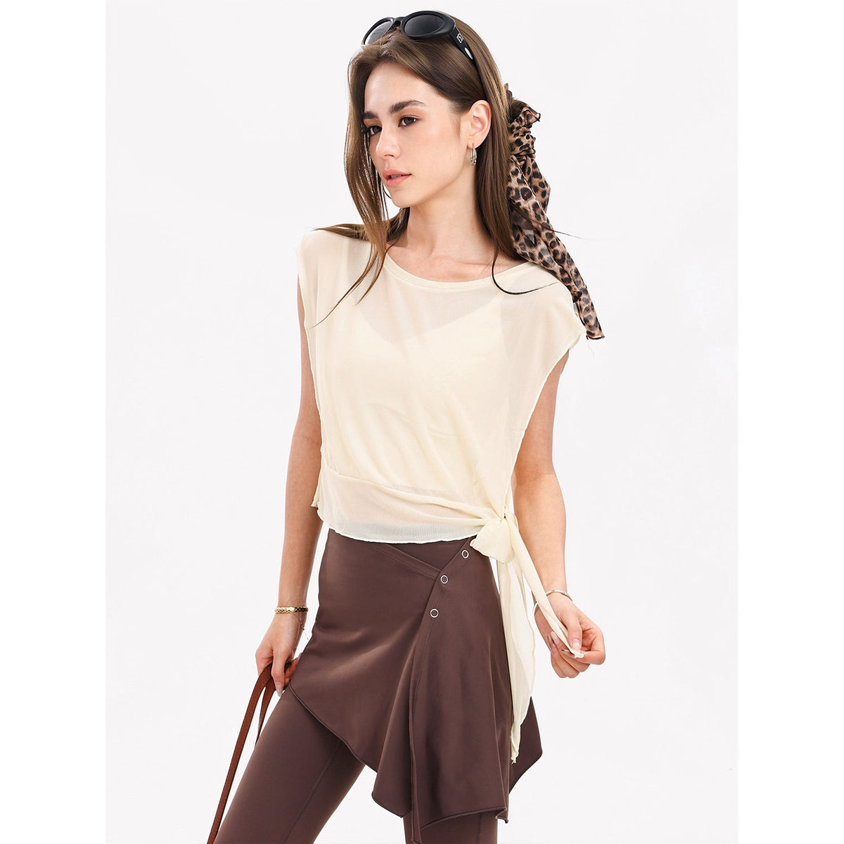 New Summer 2-Piece Yoga Outfit, Sports Short Sleeve Top With Built-in Bra Pads, Elegant Mesh Pilates Fitness Top