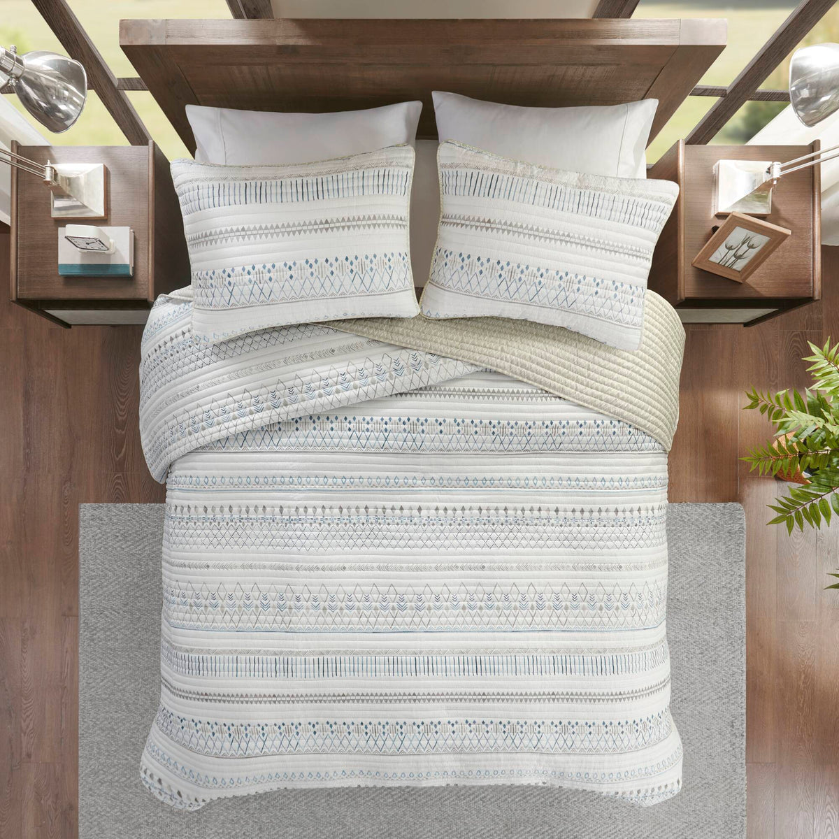 3 Piece Seersucker Quilt Set Taupe/Blue Full/Queen