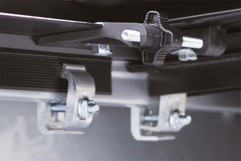 Access Toolbox 99-07 Chevy/GMC Full Size 8ft Bed (Except Dually) Roll-Up Cover 62189