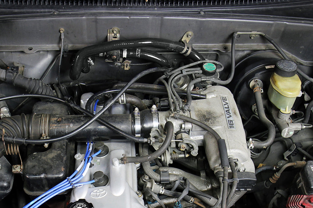 HPS Performance HPS Silicone Heater Coolant Hose Kit Toyota 1995-2004 Tacoma 2.4L & 2.7L 4Cyl, 57-1746H