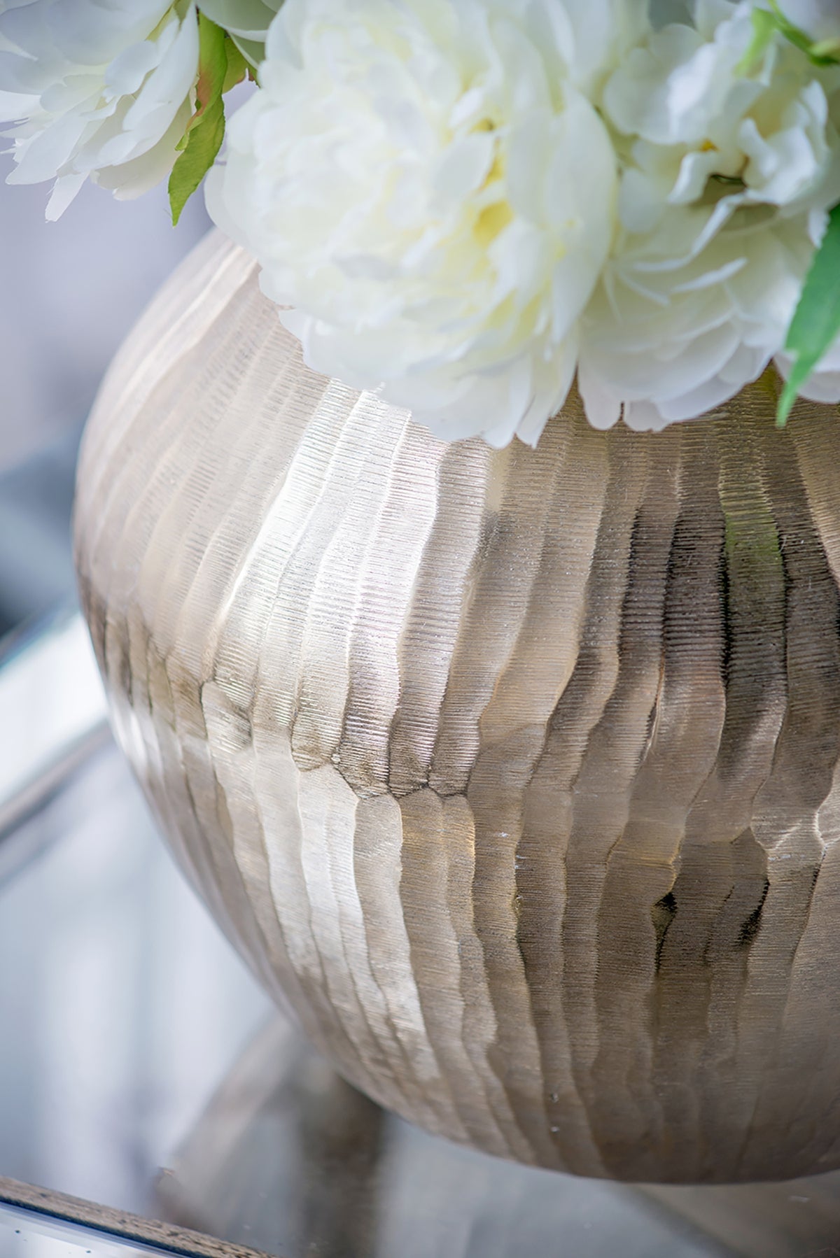Aluminum Chisel Flower Vase