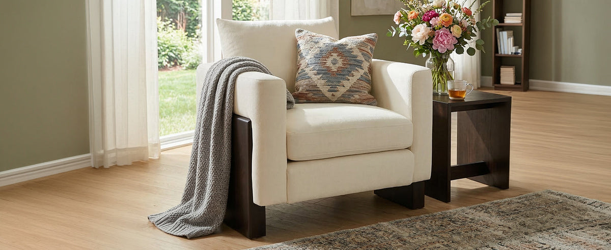 Modern Accent Chair with Rubberwood Legs