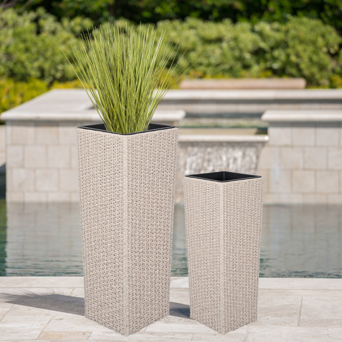 Outdoor PE Wicker Flower Pots, 2-Pcs Set