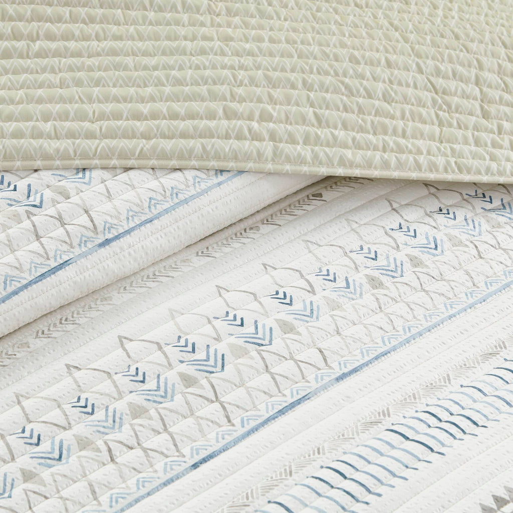 3 Piece Seersucker Quilt Set Taupe/Blue Full/Queen
