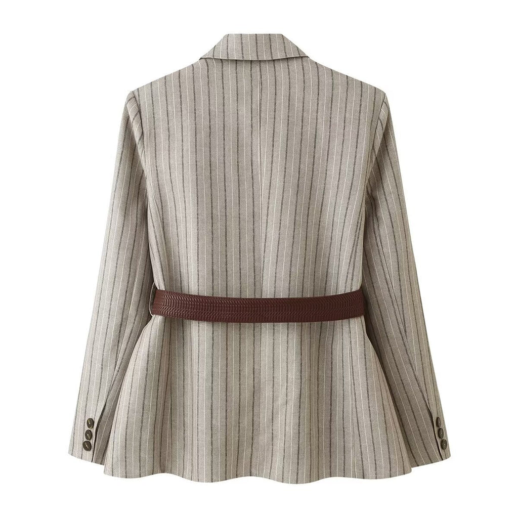 Fashionable Herringbone Blazer With A Belt
