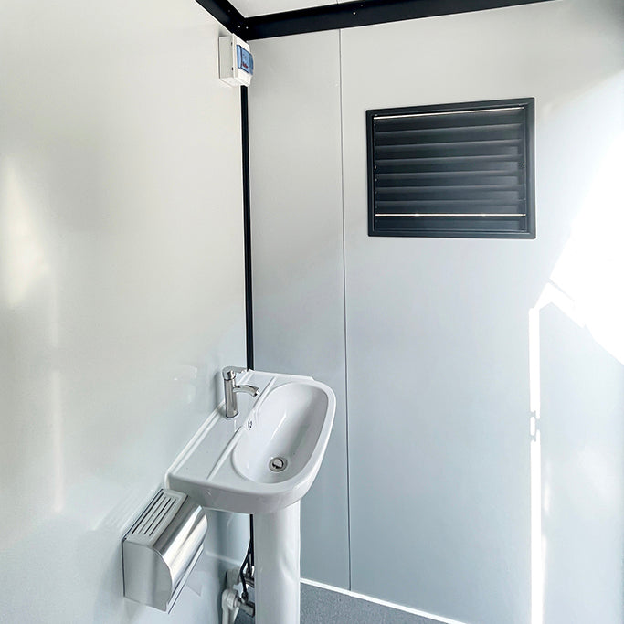 Portable Toilet Cabin - Outdoor Shower Room