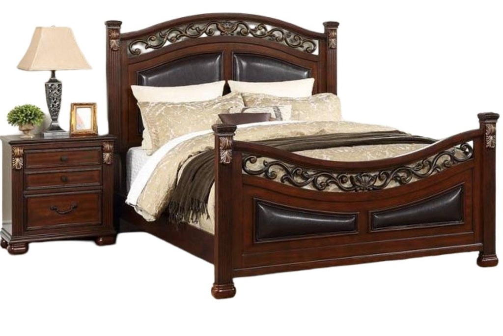 Traditional California King Size Bed and Nightstands Set