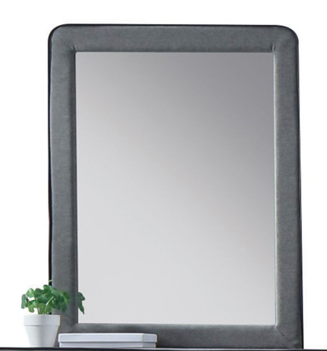 Valda Vanity & Dresser Mirror
