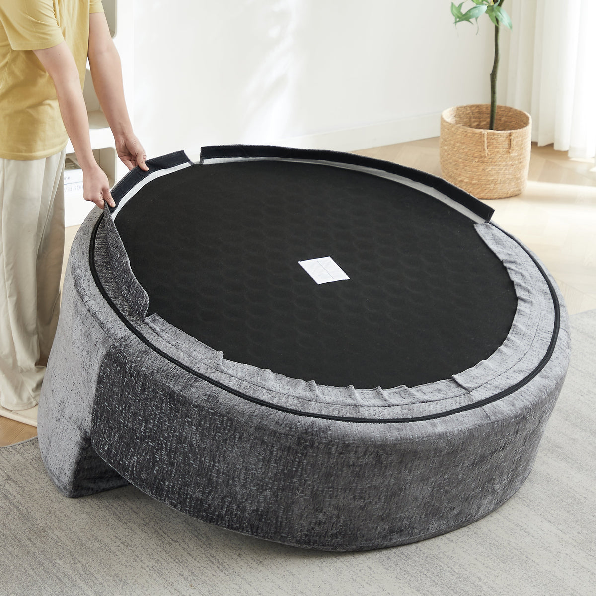55''L Polyester Foam Single Swivel Chair