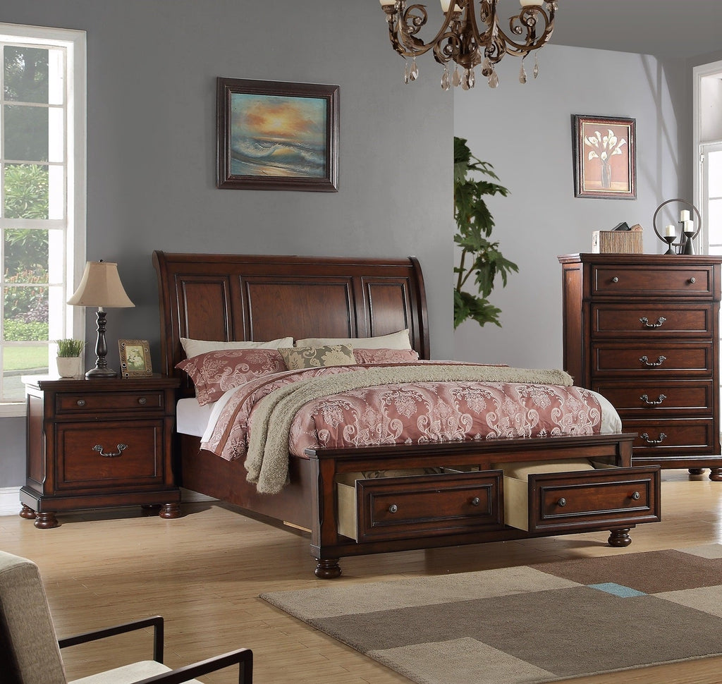 Traditional 3pc Bedroom Set California King Size Bed with Nightstands