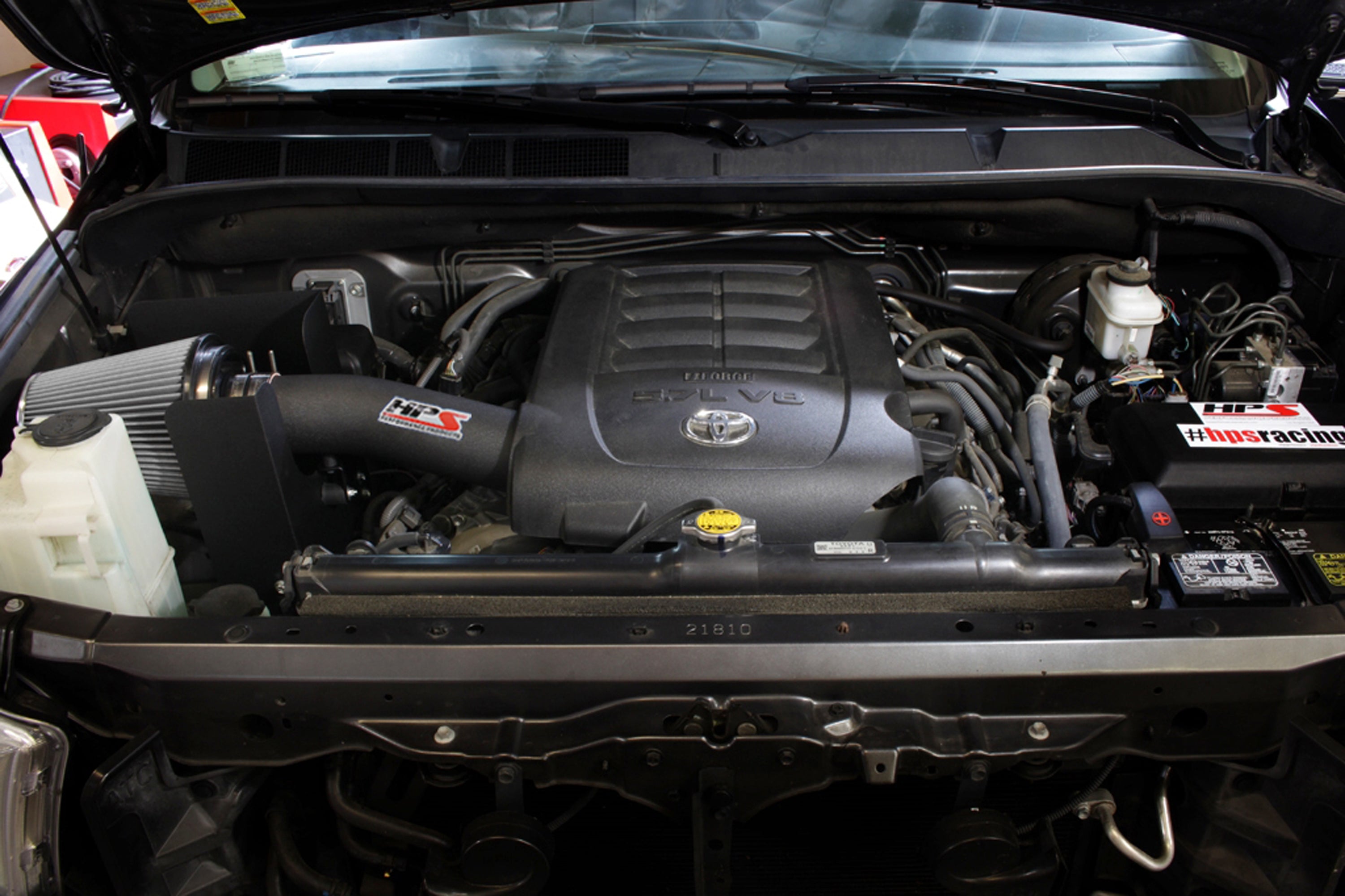 HPS Performance HPS Shortram Air Intake Kit 2008-2011 Toyota Sequoia 5.7L V8, Includes Heat Shield, 827-629