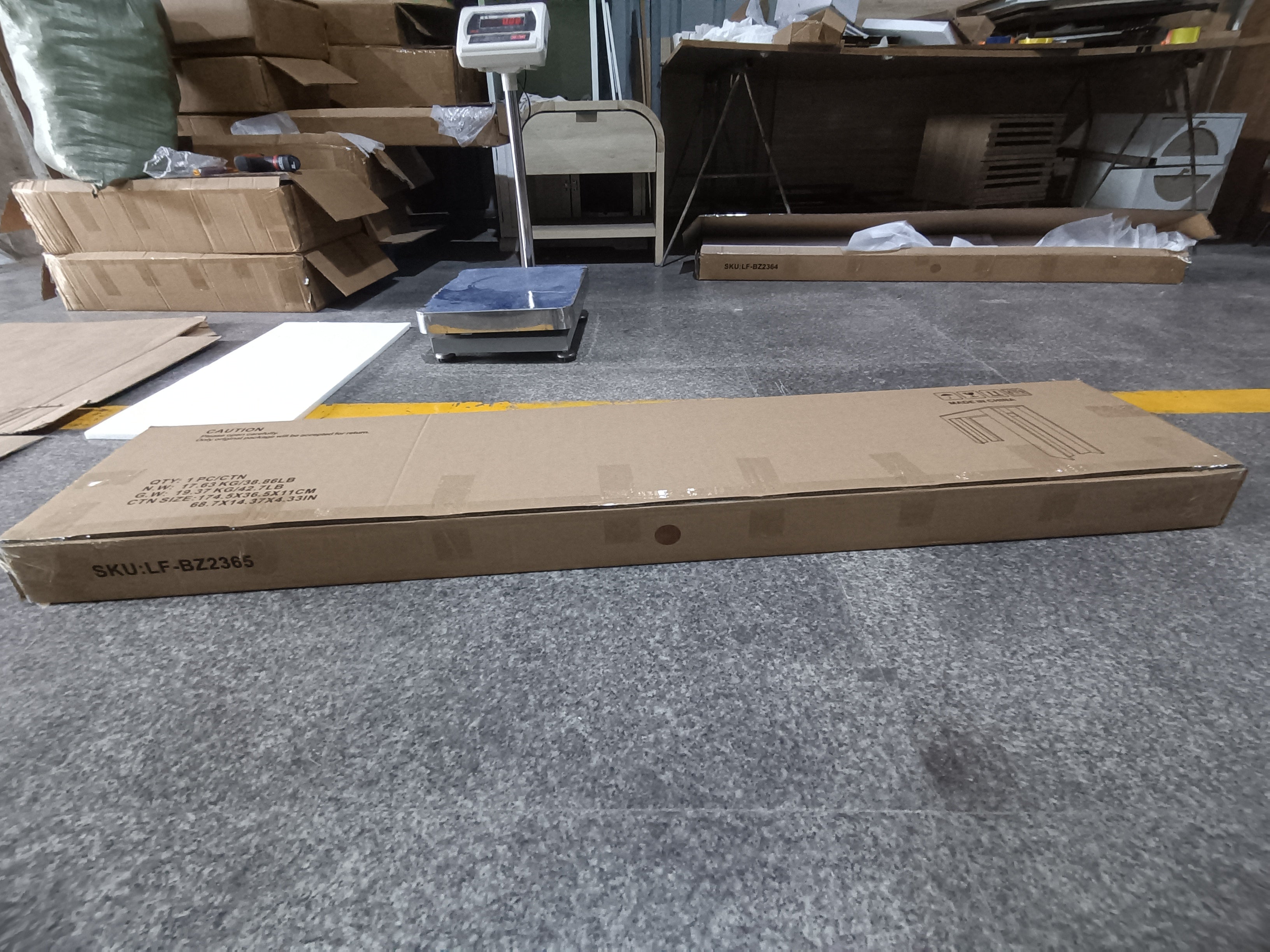 62.99-Inch Extra-Long Entryway Table