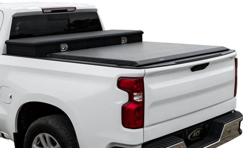 Access Toolbox 07-19 Tundra 5ft 6in Bed (w/o Deck Rail) Roll-Up Cover 65209