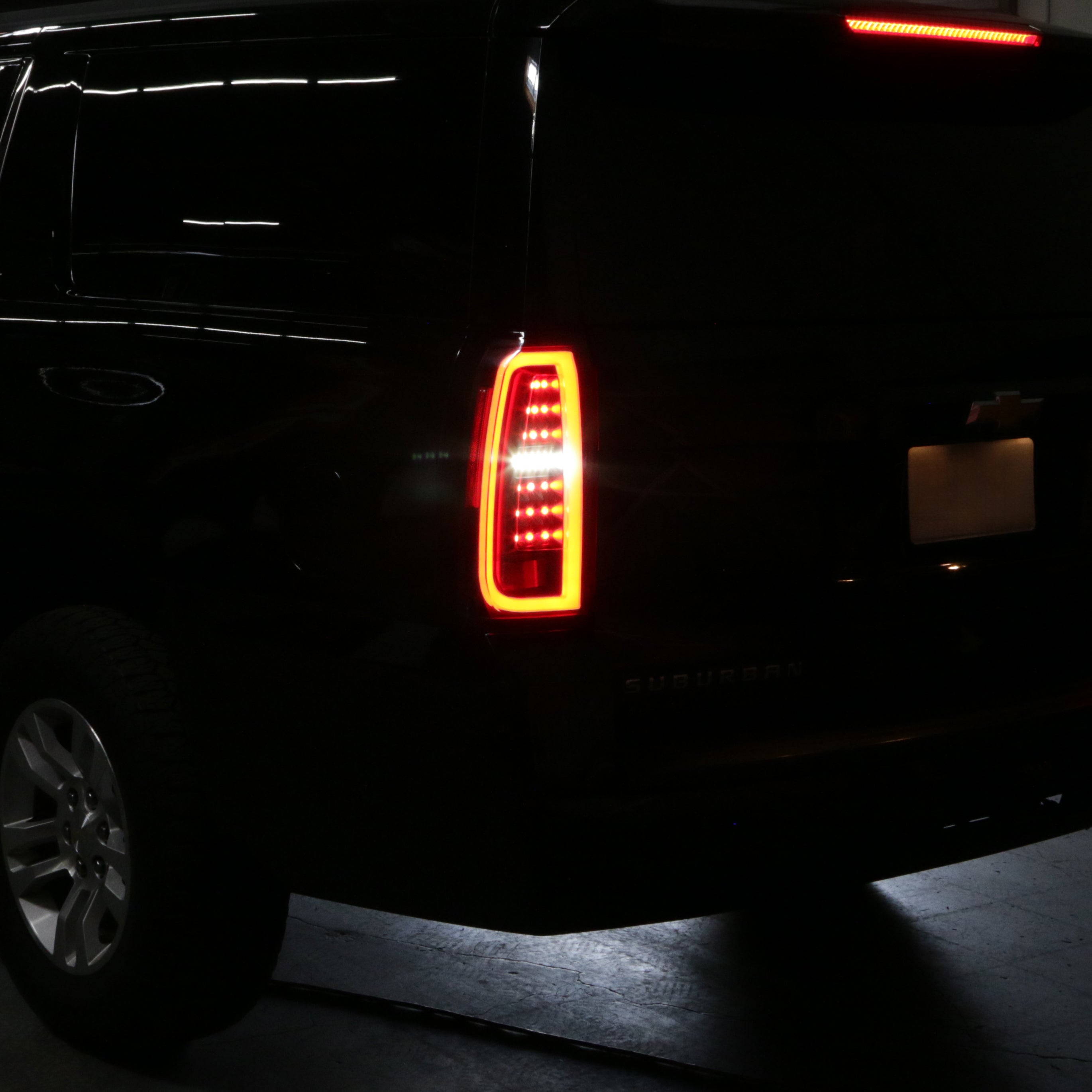 Spyder Chevy Tahoe / Suburban 15-17 Light Bar LED Tail Lights - Black (ALT-YD-CTA15-LED-BK) 5084583