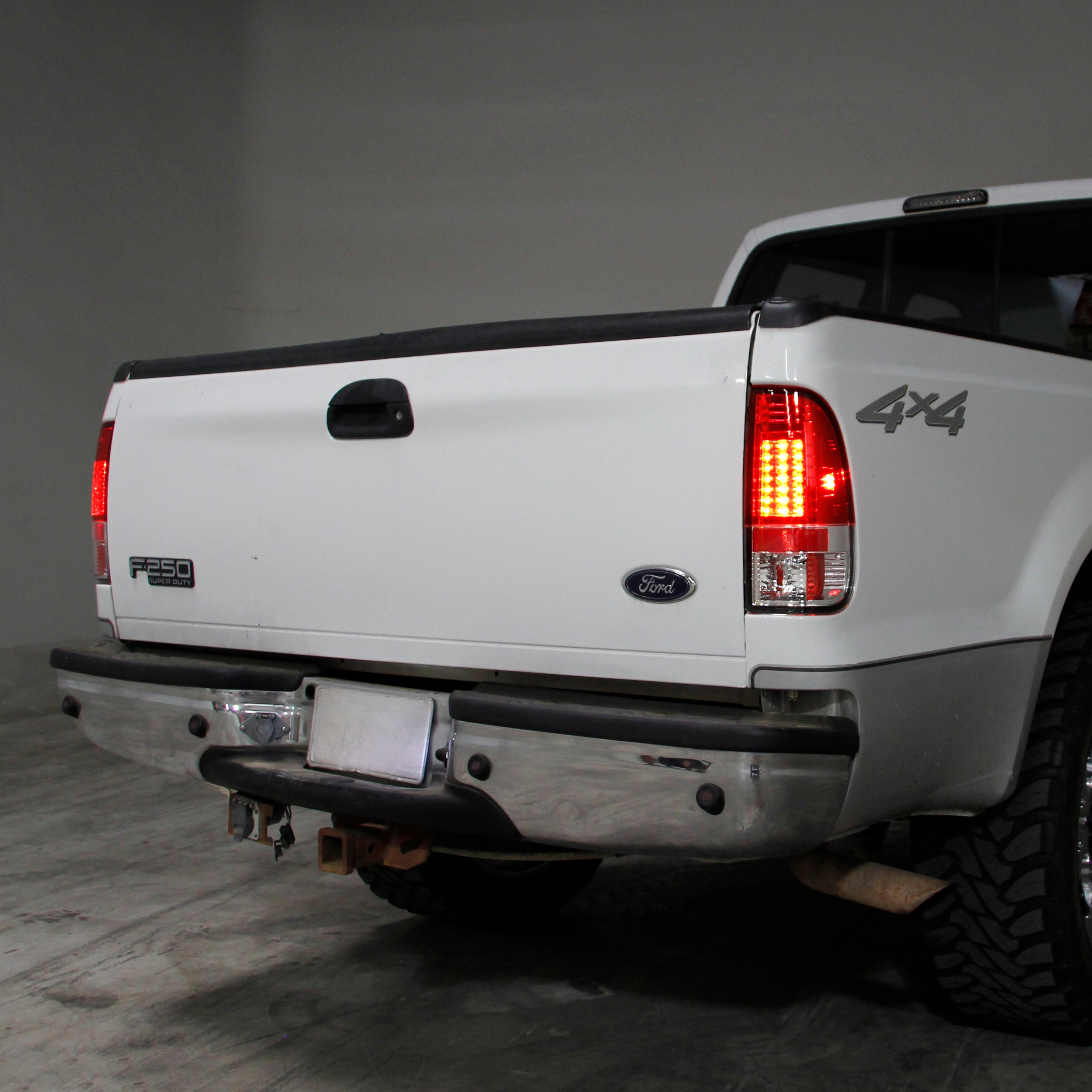 Spyder Ford F150 Styleside 97-03/F250 Version 2 LED Tail Lights Red Clear ALT-YD-FF15097-LED-G2-RC 5029140