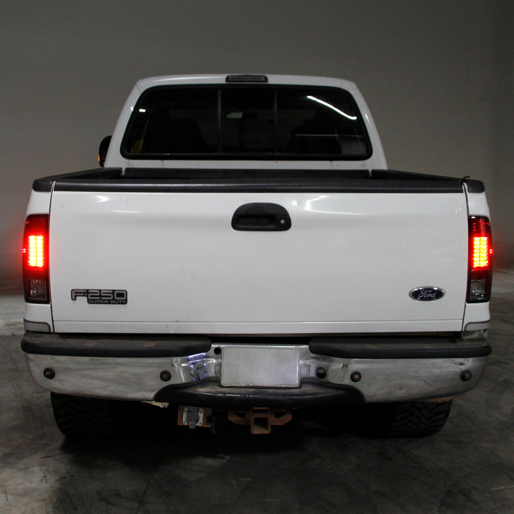 Spyder Ford F150 side 97-03/F250/350 Duty 99-07 LED Tail Lights Red Clear ALT-YD-FF15097-LED-RC 5003485