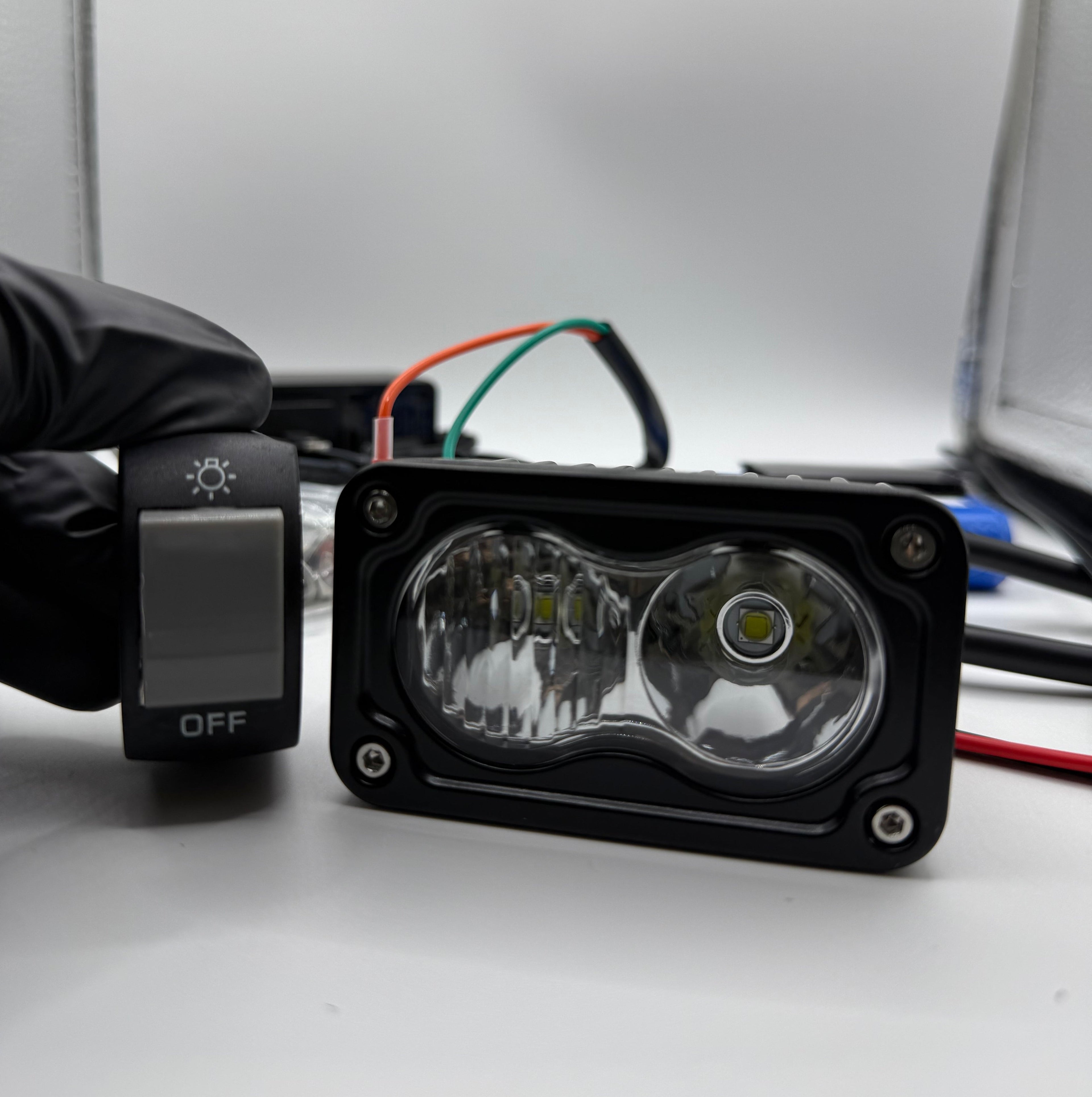 Rechargeable Battery Powered Baja Light w/ Switch (Metal)