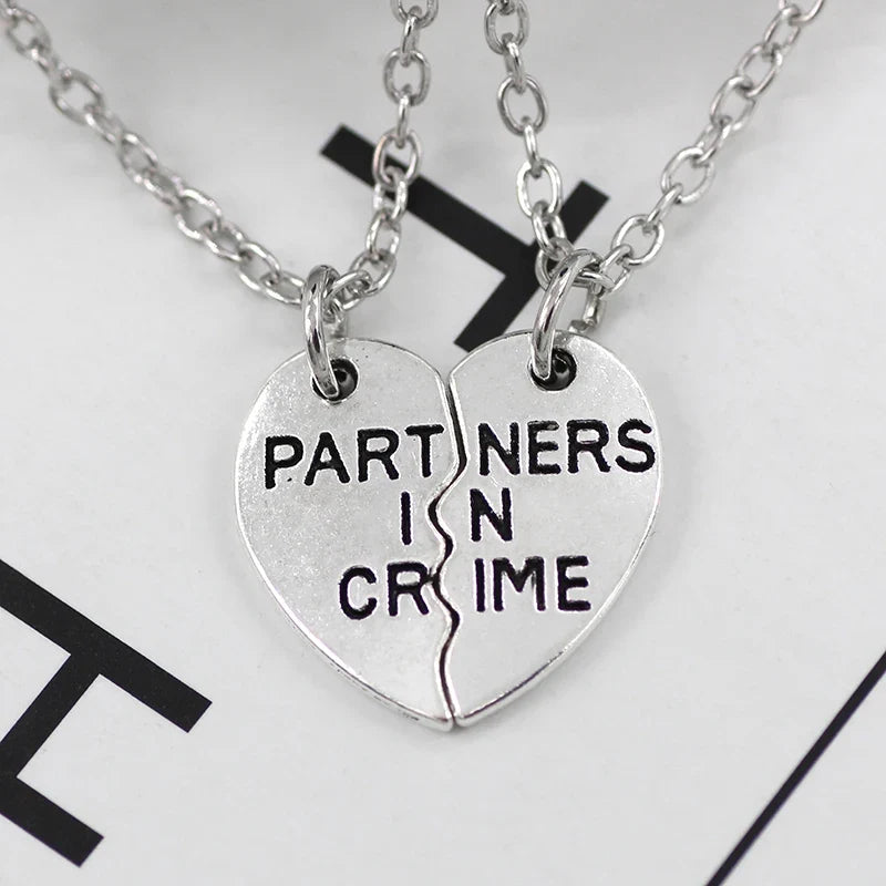 2pcs/set Splicing Necklace Necklace Heartbroken Pendant Necklace Men And Women Best Friends BFF Friendship Birthday Jewelry Gift