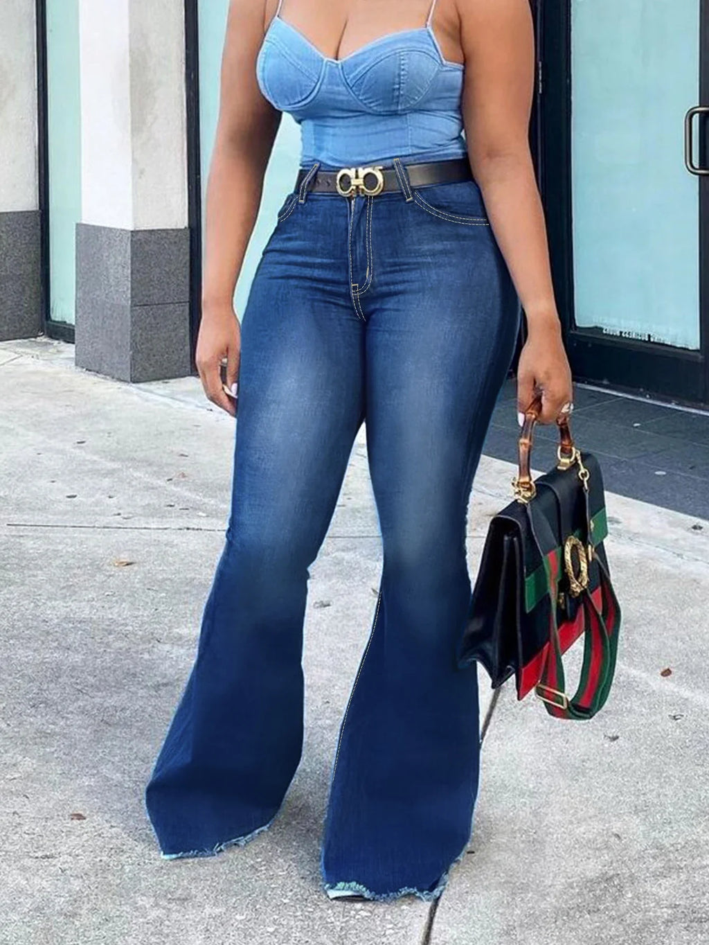 China Factory Wholesale Navy Good Quality Women Mid Waist Stretchy Regular Fit Plus Size Bleach Wash Flare Denim Jeans Pants